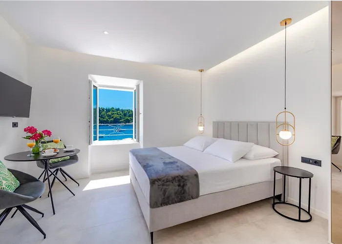 La Porta 1, Seaview Apartment In The Center