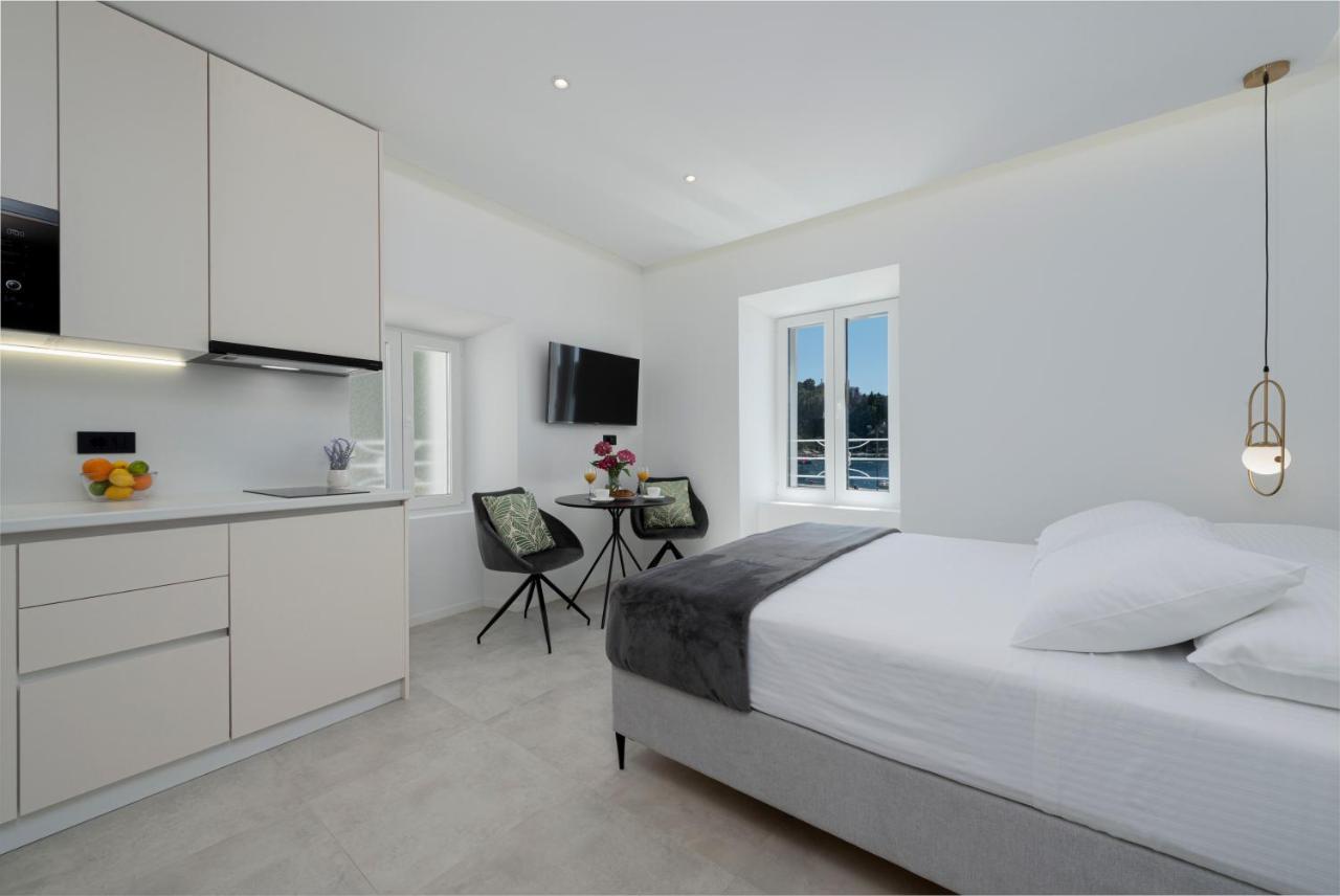 La Porta 1, Seaview In The Center Apartment *